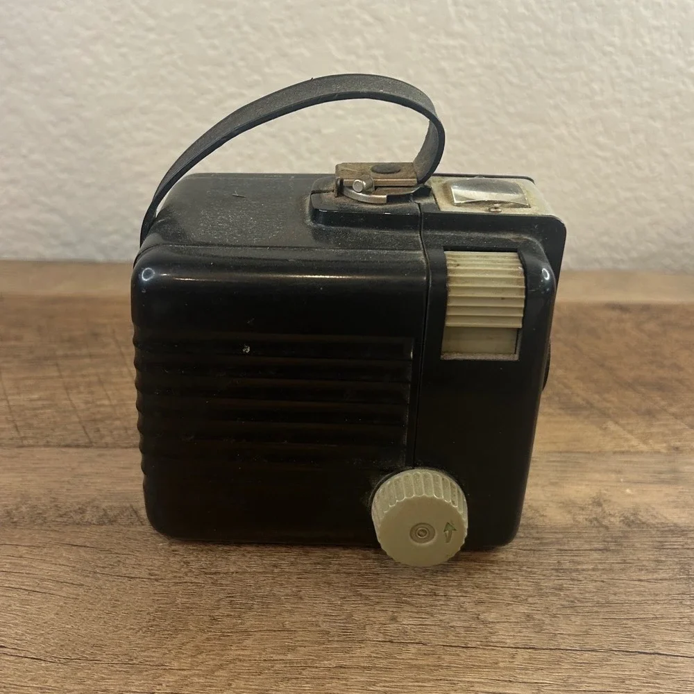 Vintage Kodak Brownie Hawkeye Flash Model Camera‎ Bakelite 620 Film Retro 1950s